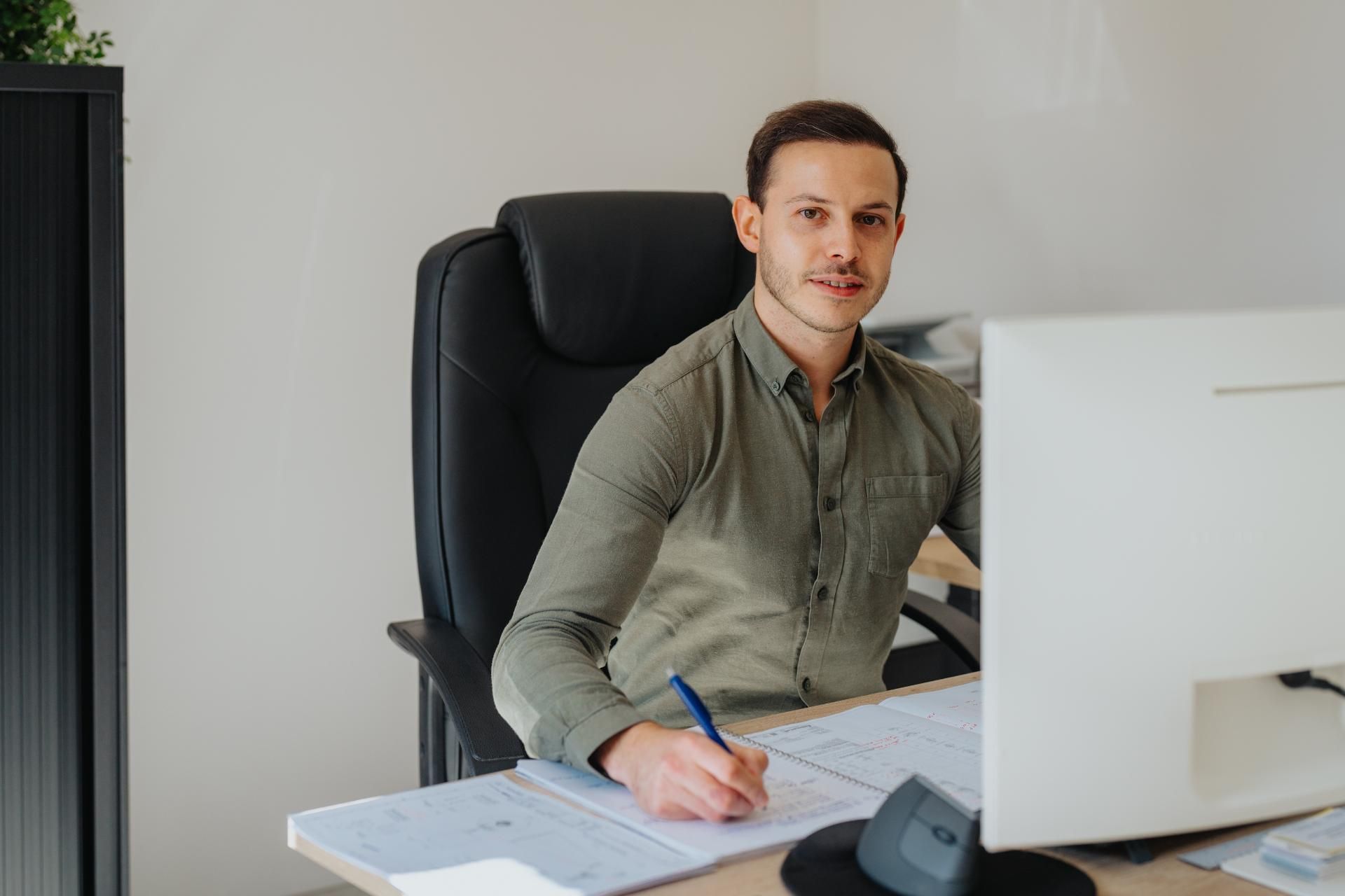 Maak een afspraak met stef ceyssens zaakvoerder van cqm welding